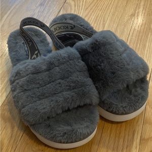 Ugg slipper shoes